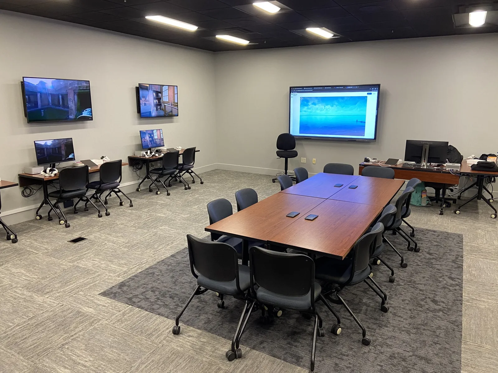 The lab: a creative space, not a gadget room.